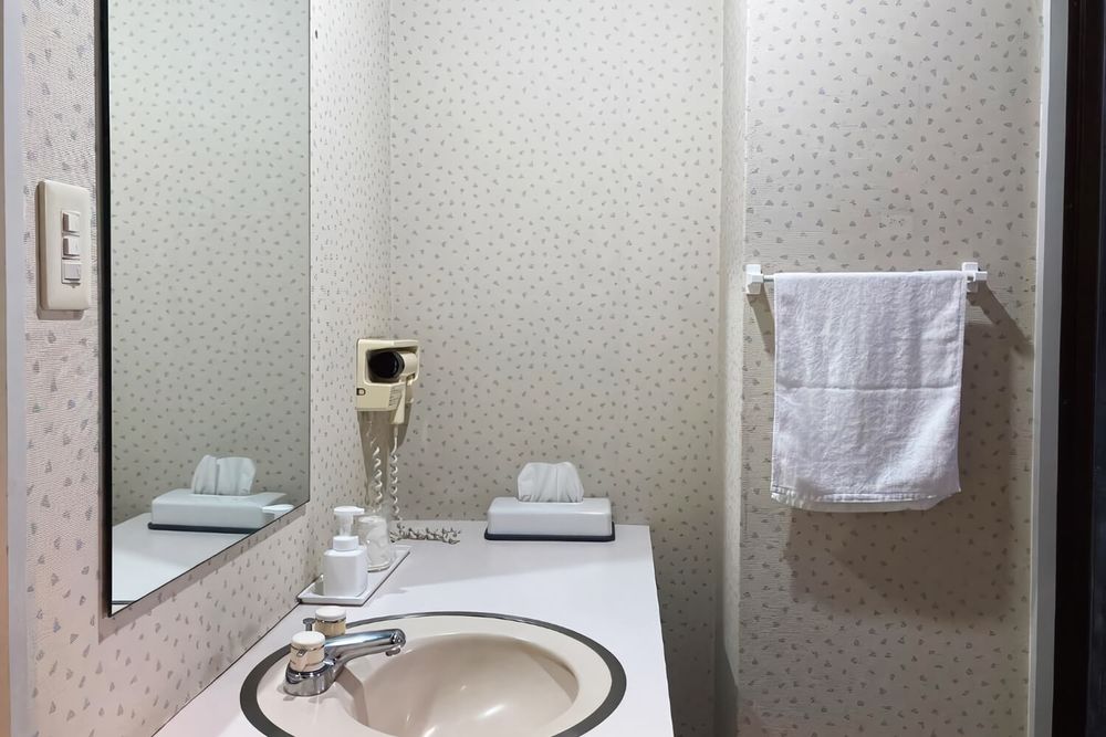 6-Bed Female Dormitory Room