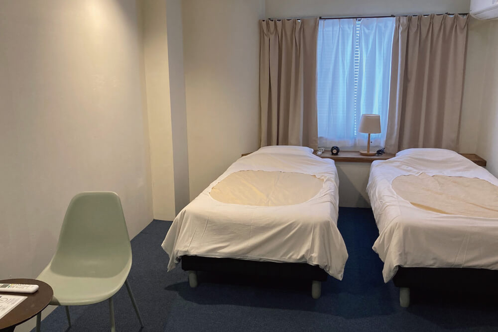 洋室ツイン（洗面・シャワー・トイレ付）