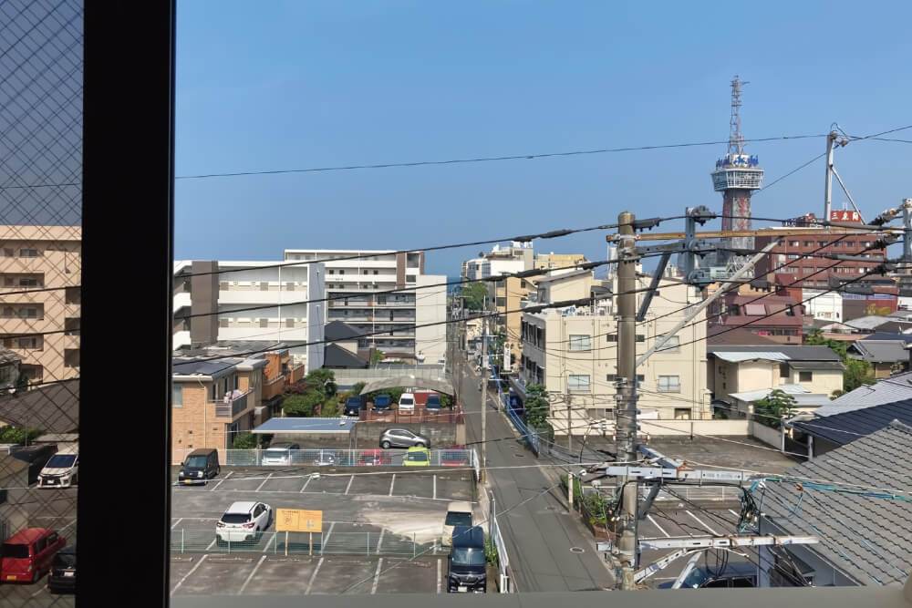 洋室ファミリー（洗面・シャワー・トイレ付）